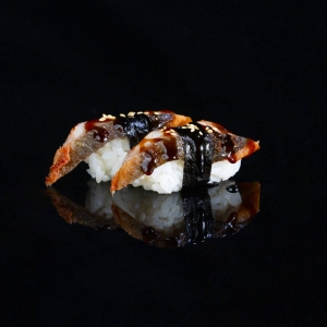 245.NIGIRI DE ANGUILA 2u
