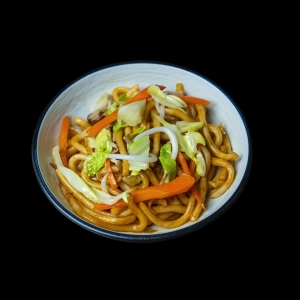 32.YAKIUDON CON VERDURAS
