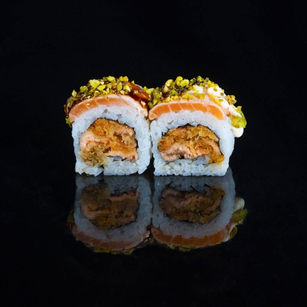 322.URA ESPECIAL DE SALMON FRITO 8u