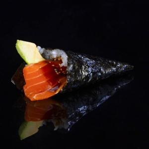 341.TEMAKI DE SALMON 1u