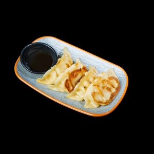 70.GYOZA AL PLANCHA DE CERDO Y VERDURAS 5u